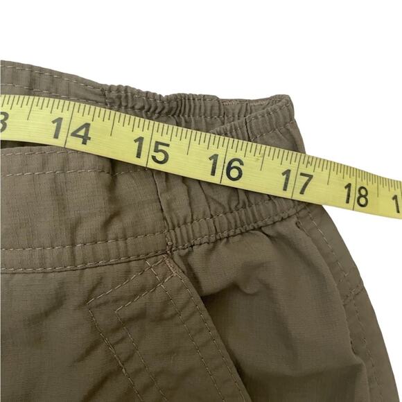 LL Bean army green nylon cargo outdoor pants size large - Picture 9 of 11